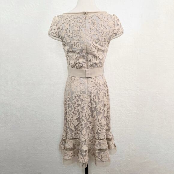 NWT Tadashi Shoji Lace Horsewire Dress Beige Boat Neck Wedding Cocktail Size 6 - Picture 8 of 16
